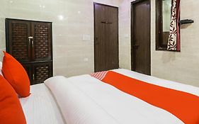 Hotel O Mayur Palace